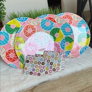 Donut plates and donut coasters